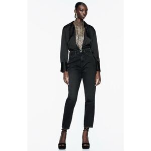 Zara EUC High Waist Straight Leg Mom Jeans Size 8 Black